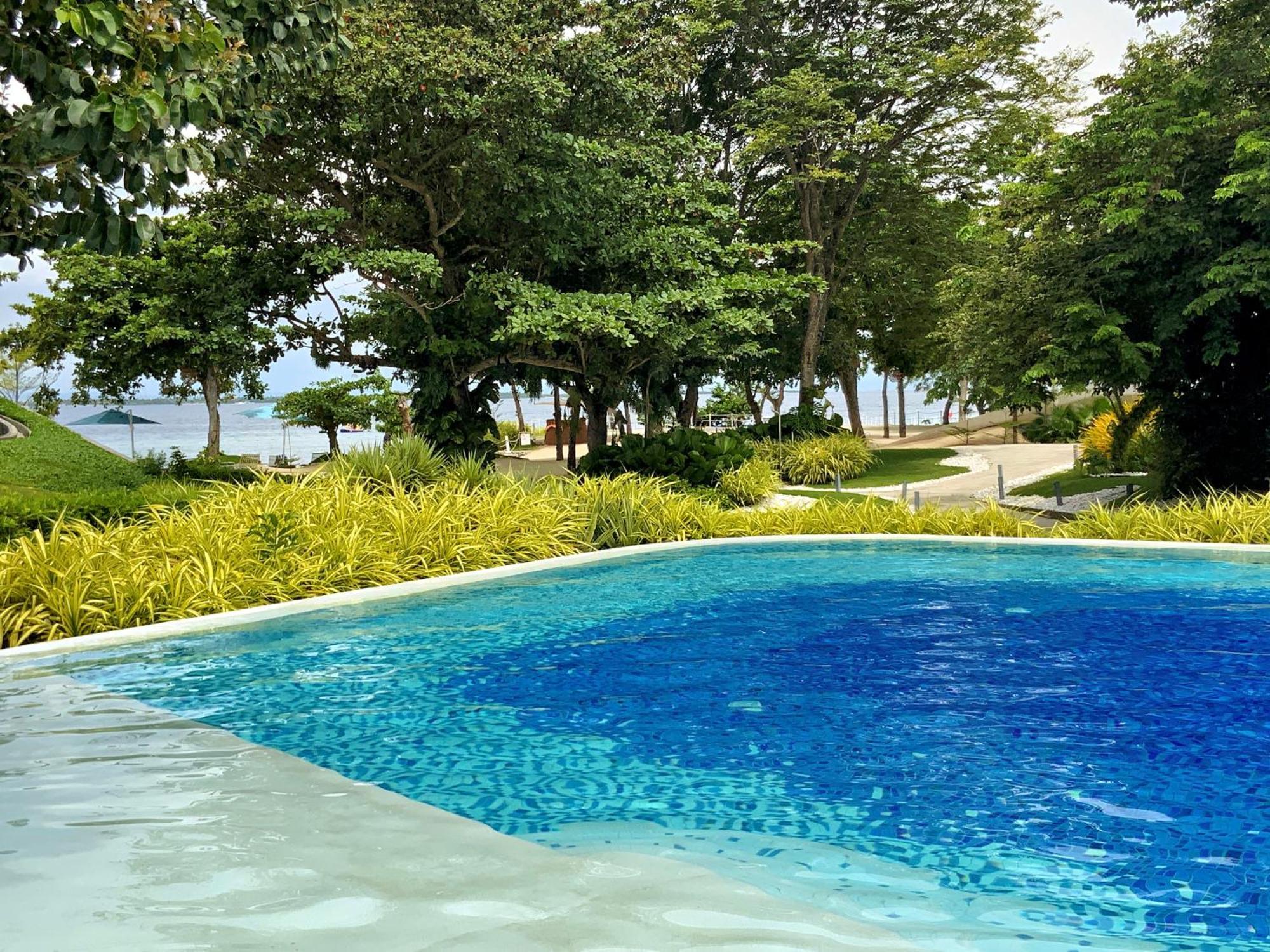Dominiks Quite And Elegant Studio Ocean View Pool At Tambuli Resort High Floor Lapu-Lapu City Buitenkant foto