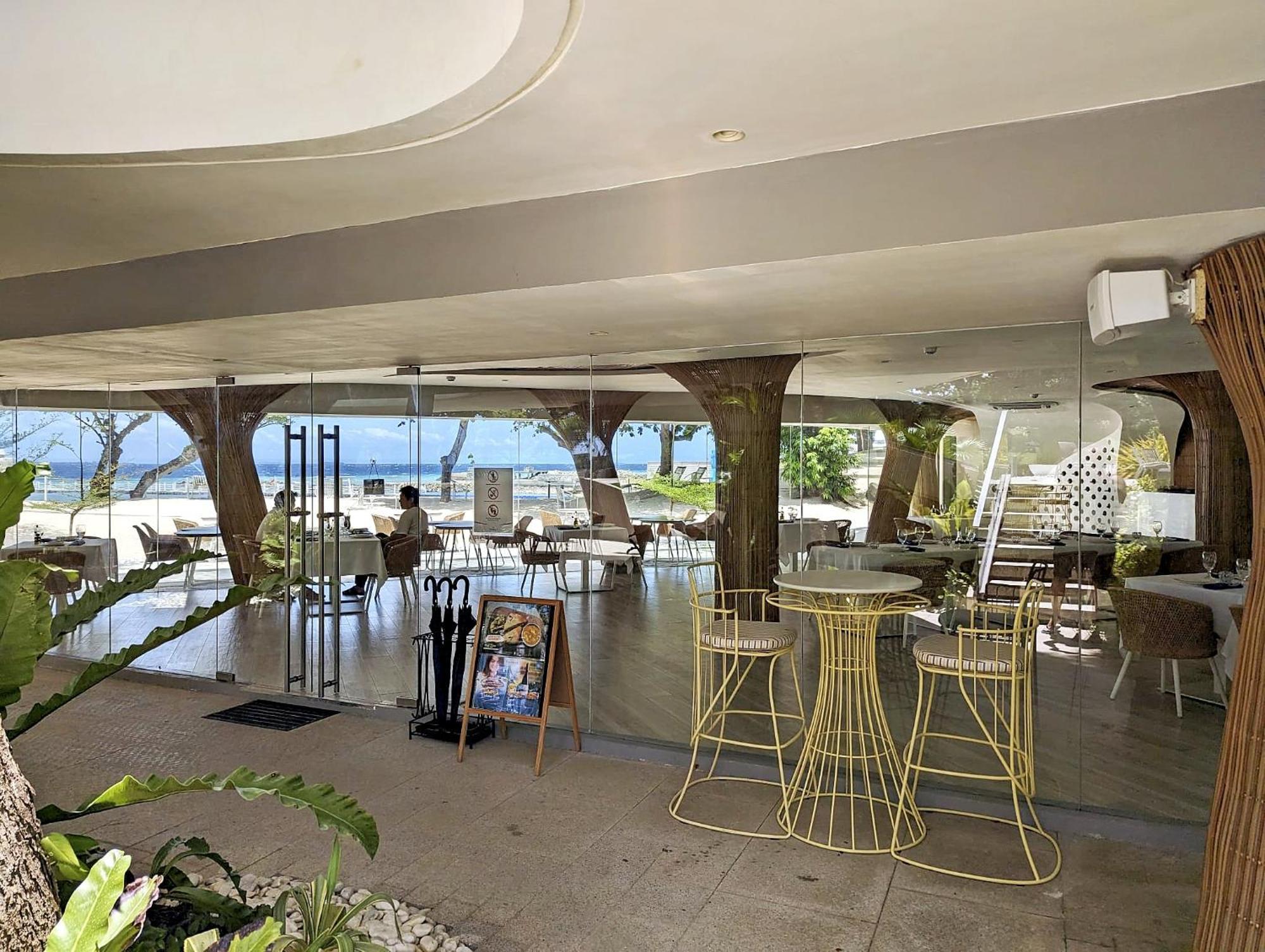 Dominiks Quite And Elegant Studio Ocean View Pool At Tambuli Resort High Floor Lapu-Lapu City Buitenkant foto