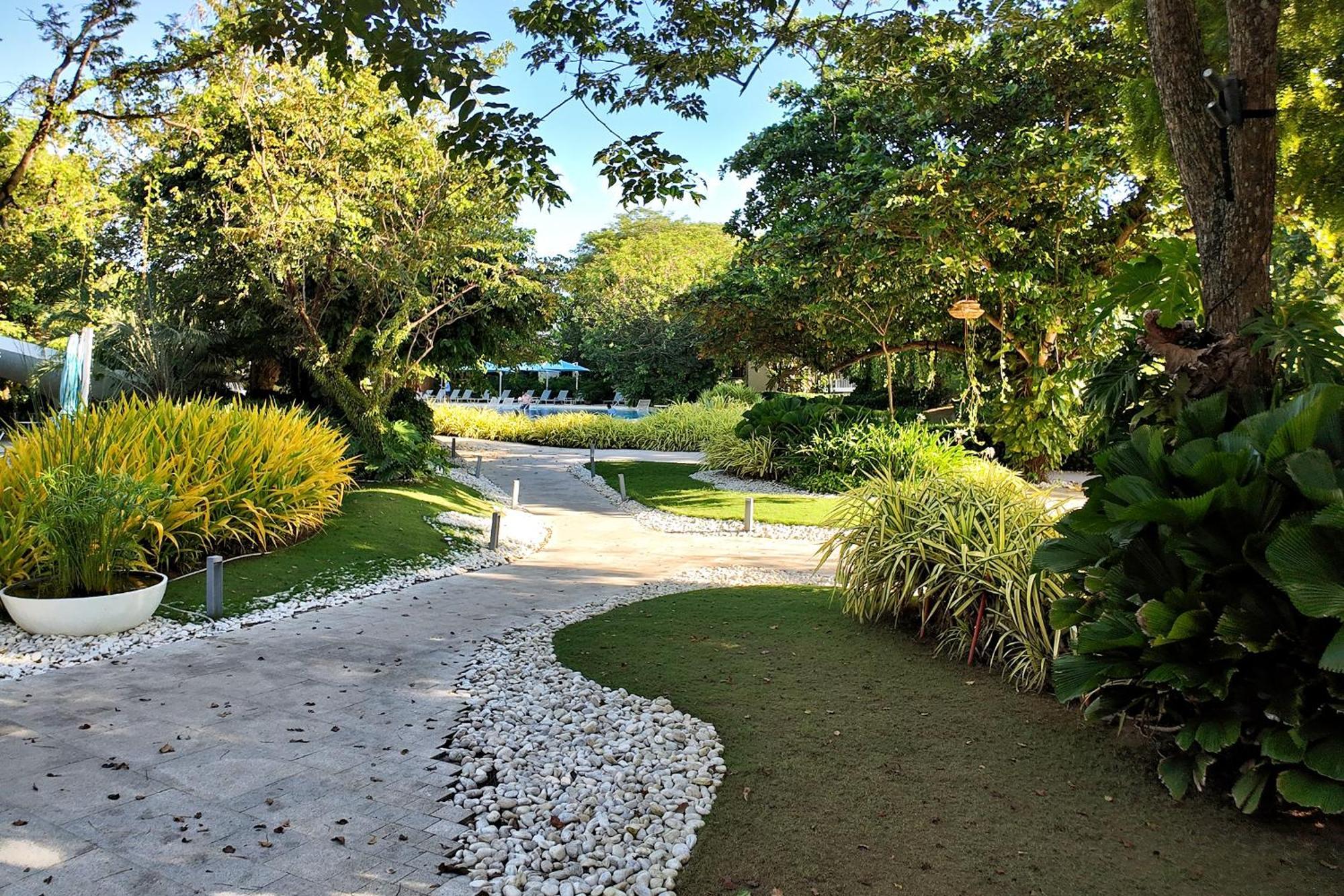 Dominiks Quite And Elegant Studio Ocean View Pool At Tambuli Resort High Floor Lapu-Lapu City Buitenkant foto