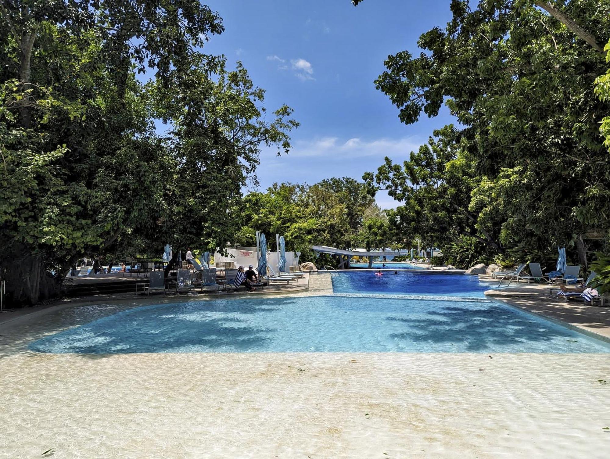 Dominiks Quite And Elegant Studio Ocean View Pool At Tambuli Resort High Floor Lapu-Lapu City Buitenkant foto